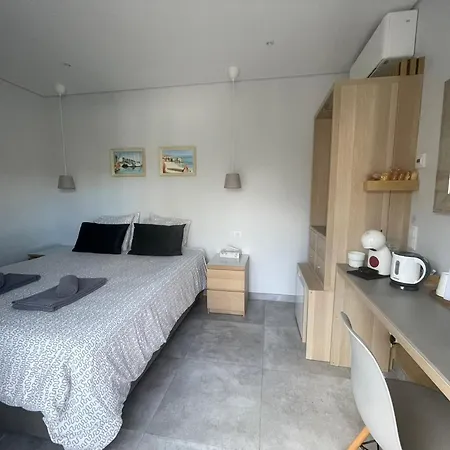 Salemaview Ensuite Bedroom